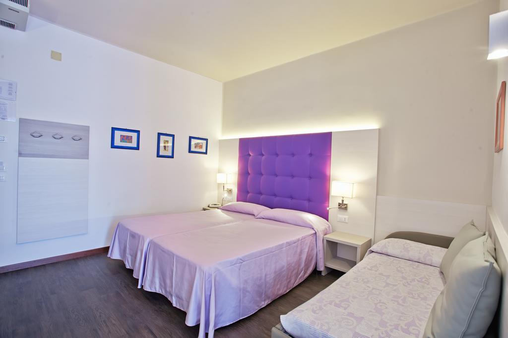 Hotel Sara Caorle Habitación foto