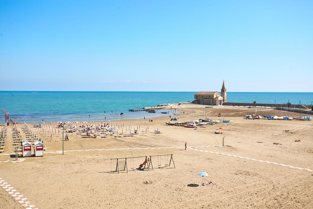 Hotel Sara Caorle Exterior foto